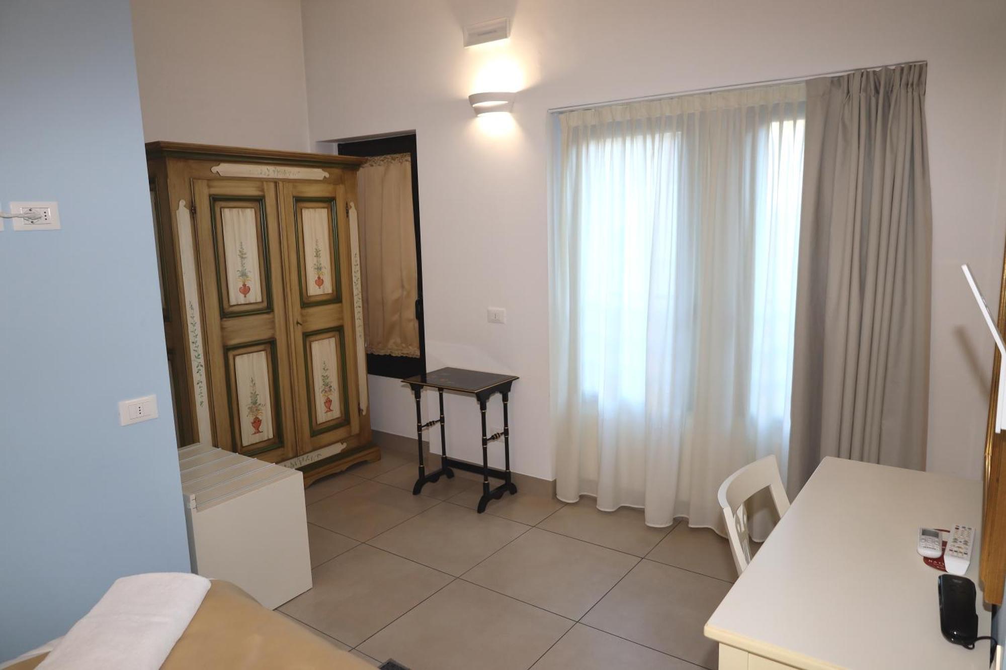 Hotel Ristorante Continental Osio Sotto Ngoại thất bức ảnh