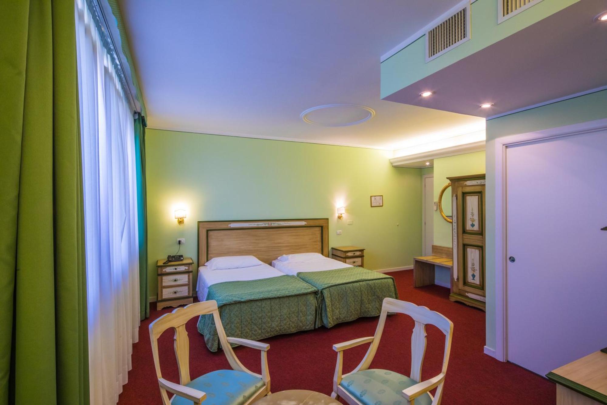 Hotel Ristorante Continental Osio Sotto Ngoại thất bức ảnh