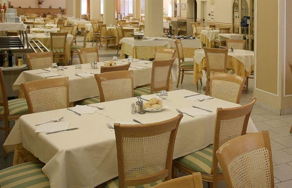 Hotel Ristorante Continental Osio Sotto Ngoại thất bức ảnh