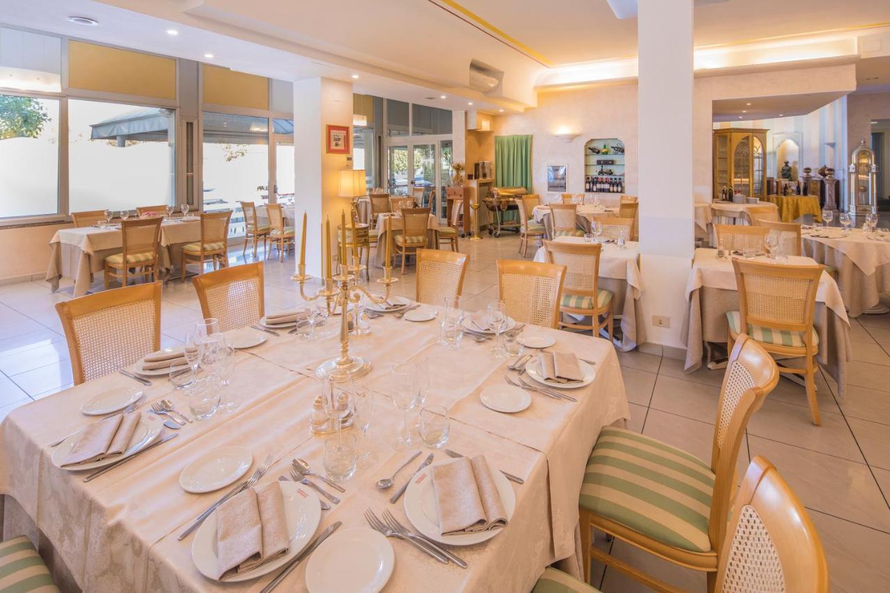 Hotel Ristorante Continental Osio Sotto Ngoại thất bức ảnh